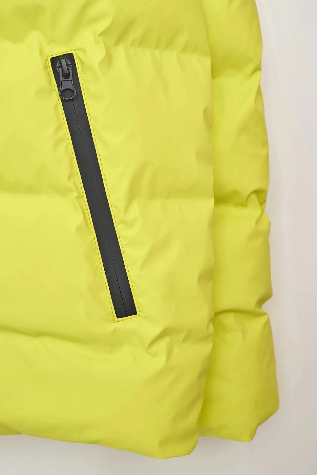 Tantä Rainwear Puffers | Hrom